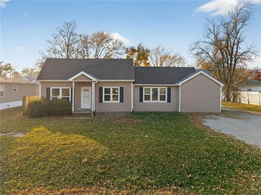 503 Stoutmore Drive, Polo, MO 64671 - Image #2