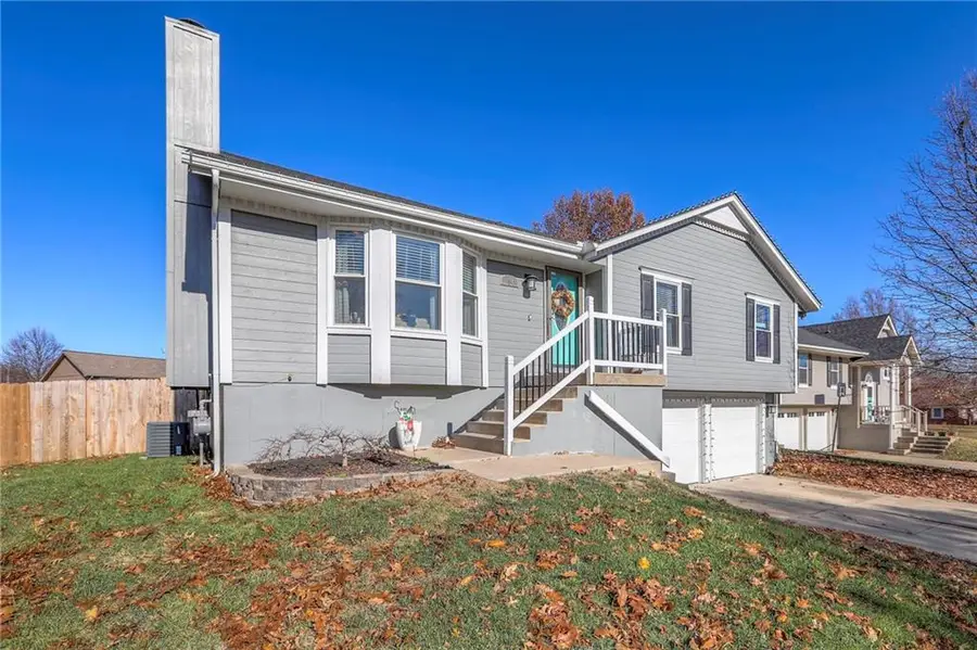 104 SW Nelson Drive, Grain Valley, MO 64029 - Image #3
