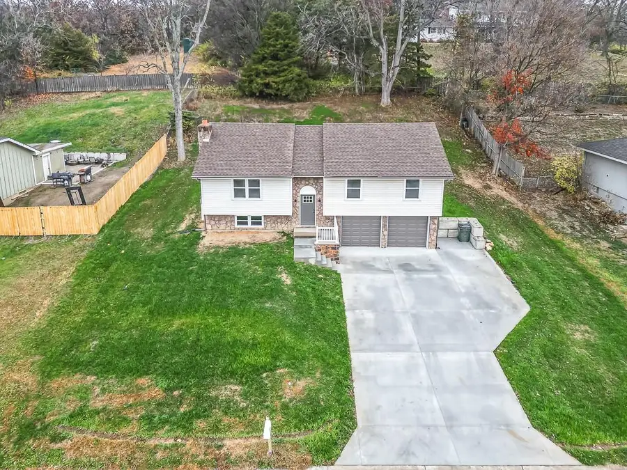 1812 Ridge Road, Leavenworth, KS 66048 - Image #2