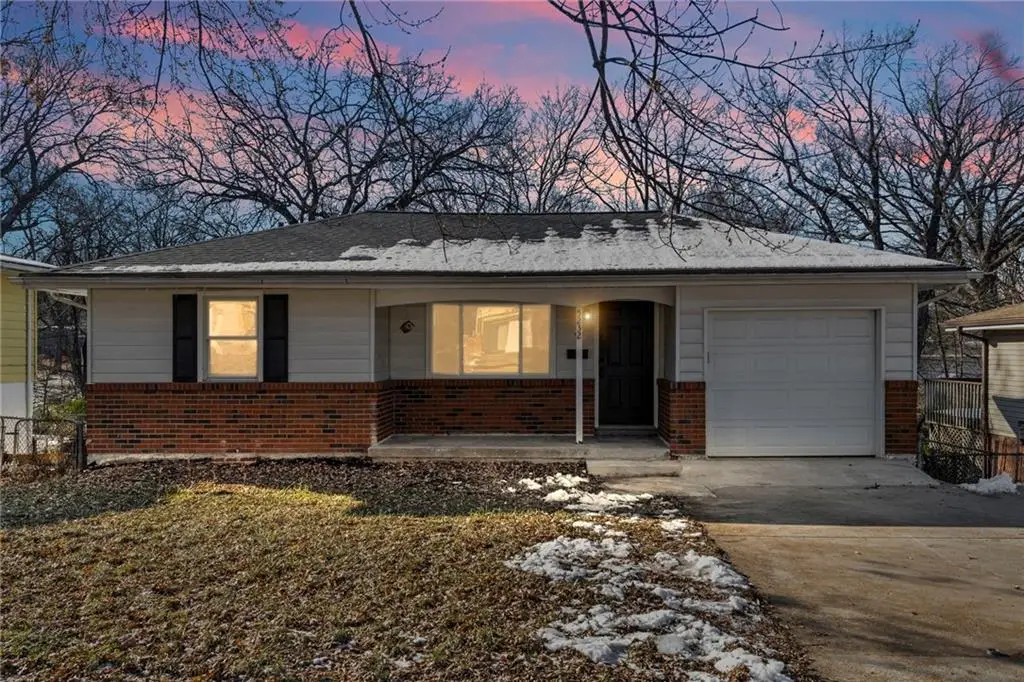 5232 N Palmer Avenue, Kansas City, MO 64119 - Image #1