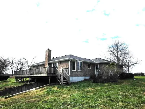 19533 Ks 52 Highway, Pleasanton, KS 66075