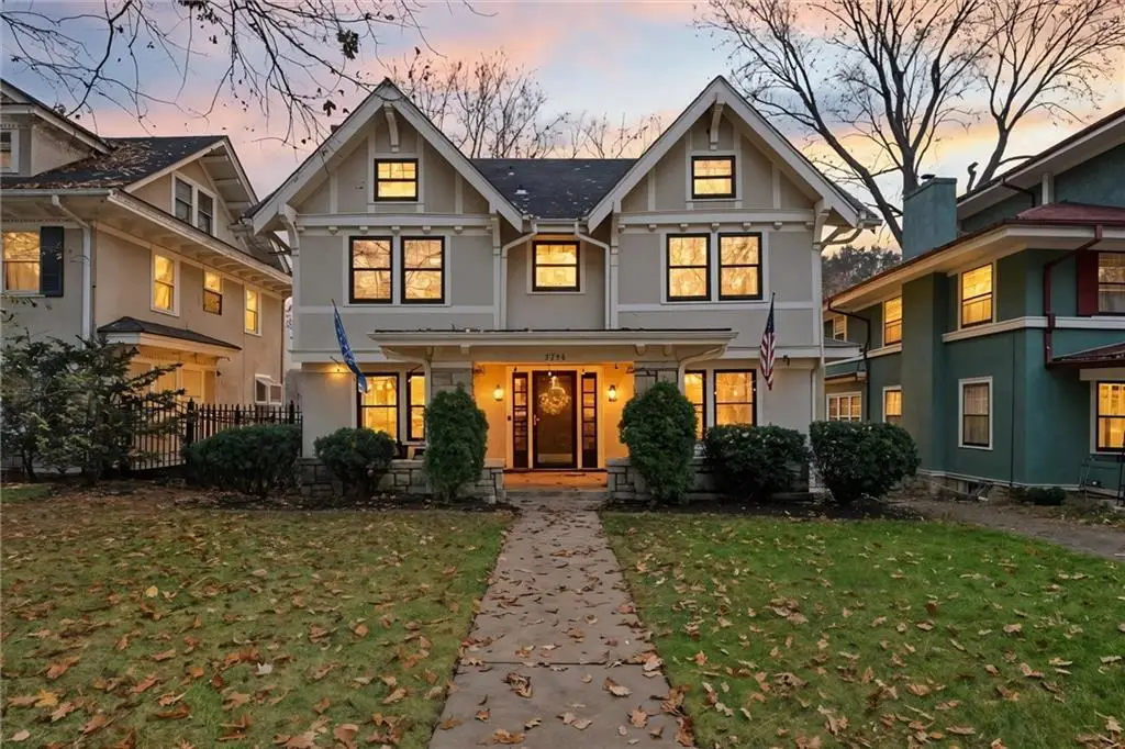 5740 Grand Avenue, Kansas City, MO 64113 - Image #1