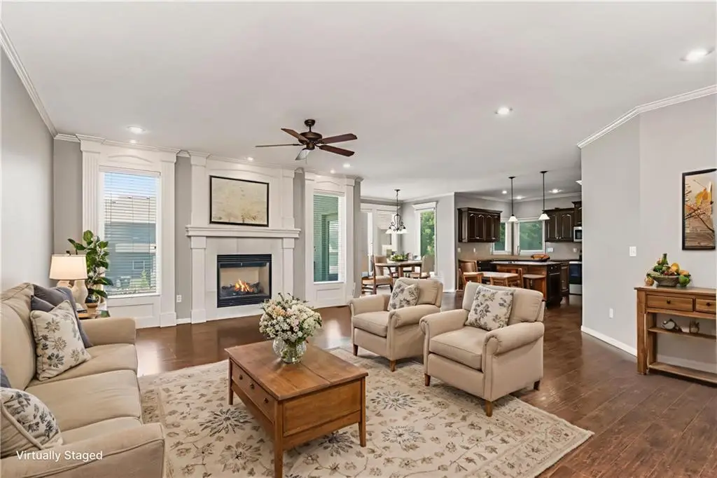 16211 S Locust Street, Olathe, KS 66062 - Image #1