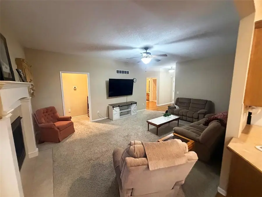 1112 Hoke Drive, Lees Summit, MO 64081 - Image #3