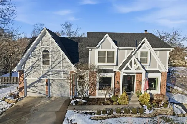 10506 Ballentine Street, Overland Park, KS 66214