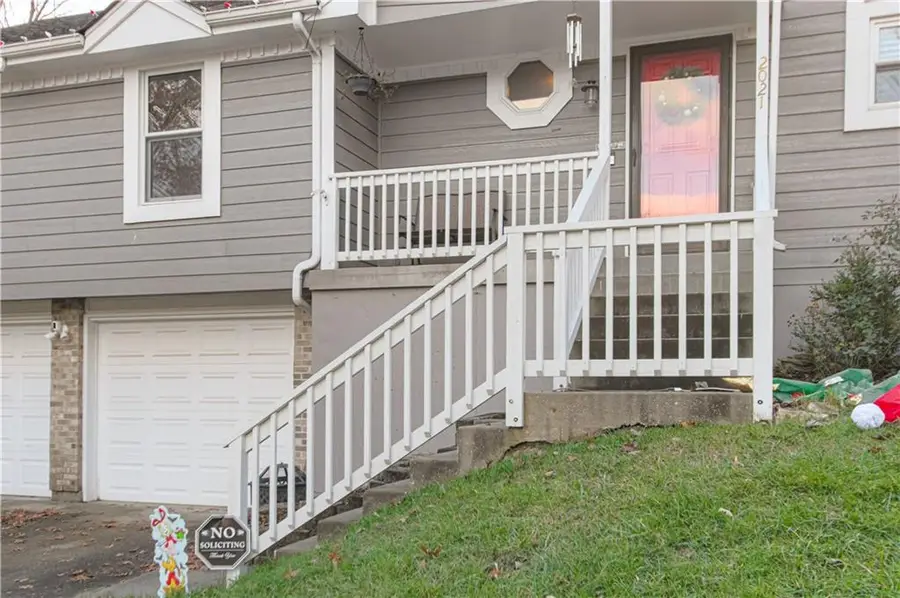 2021 8th Street, Blue Springs, MO 64015 - Image #2