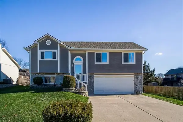 11425 N Tennessee Avenue, Kansas City, MO 64157