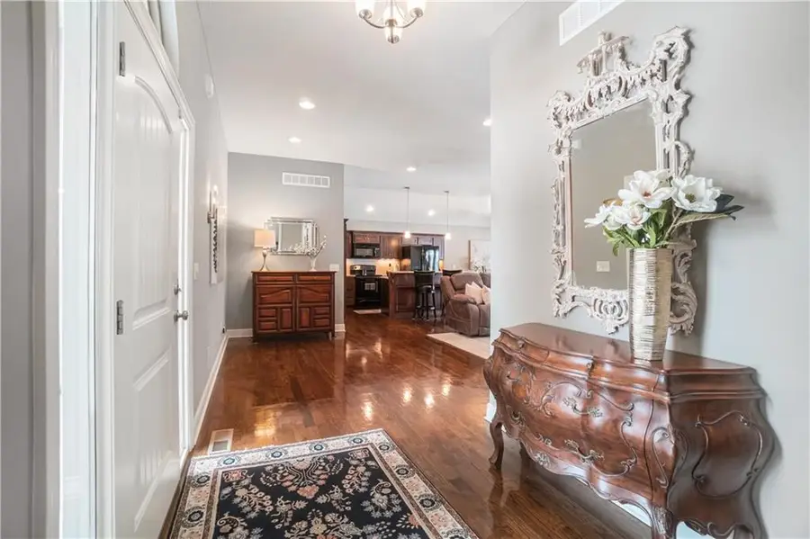 21647 W 177th Terrace, Olathe, KS 66062 - Image #3