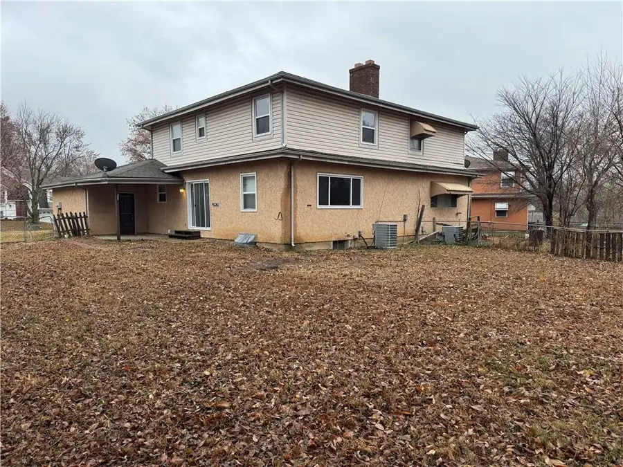 8808 E 58th Terrace, Raytown, MO 64133 - Image #2