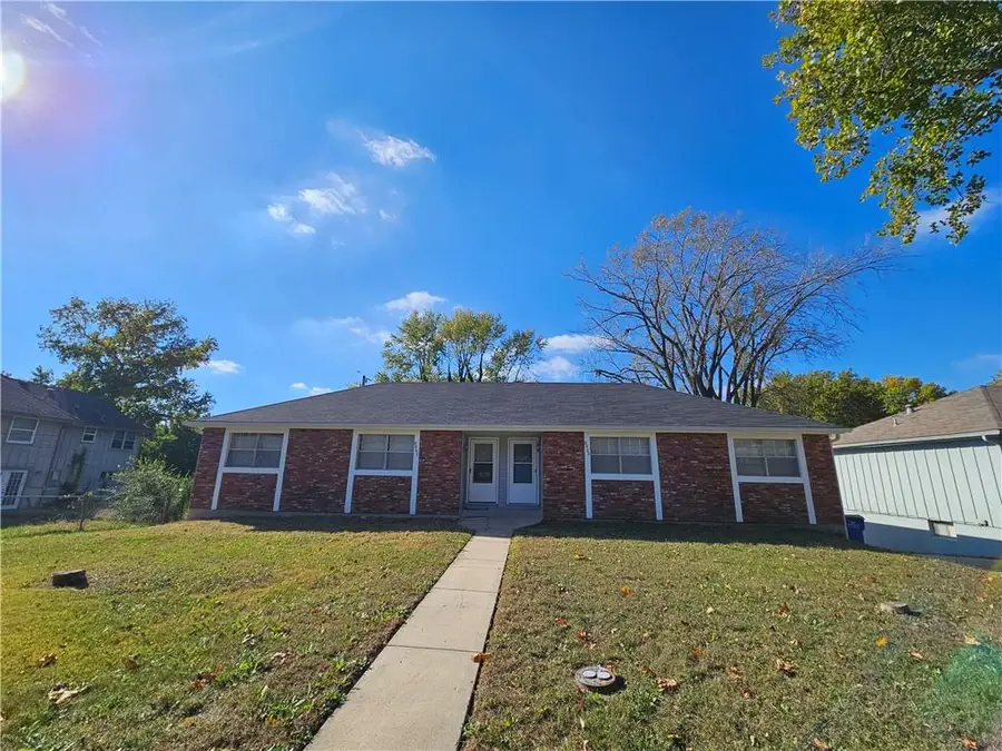 8404-8406 Sterling Avenue, Raytown, MO 64138 - Image #2