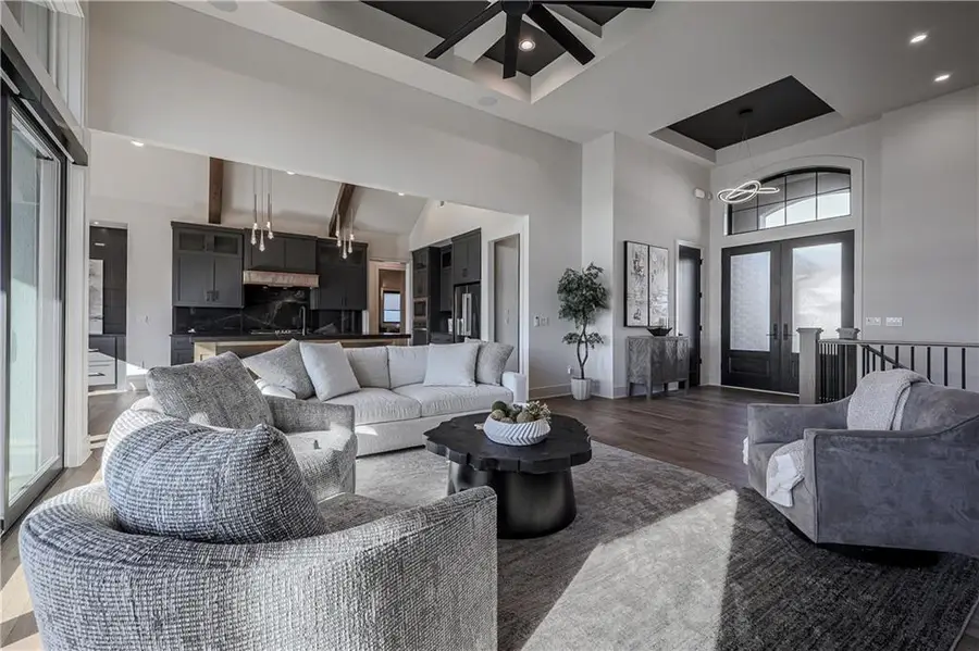 5818 N Lucerne Avenue, Kansas City, MO 64151 - Image #3