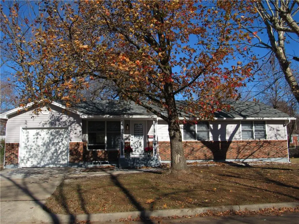 2404 Albert Lee Avenue, Sedalia, MO 65301 - Image #1