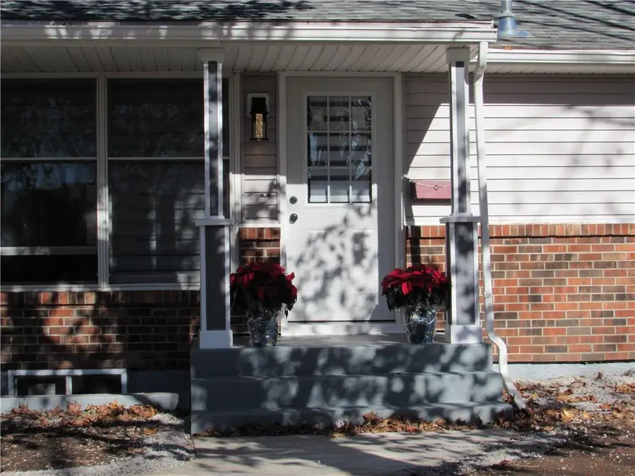 2404 Albert Lee Avenue, Sedalia, MO 65301 - Image #2