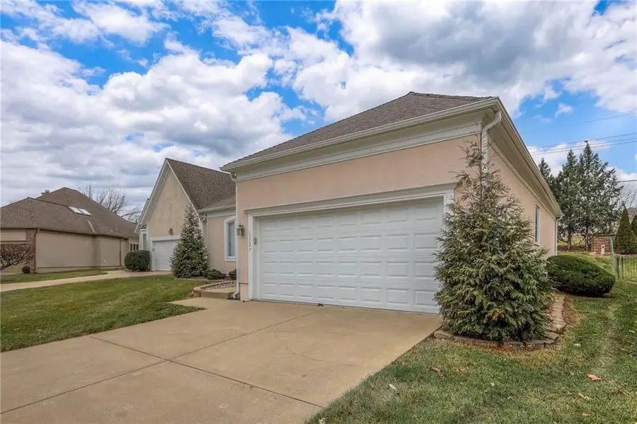 5327 W 122nd Terrace, Overland Park, KS 66209 - Image #2