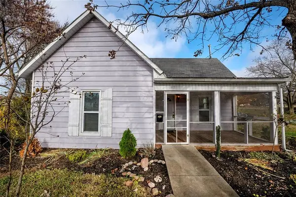 621 Main Street, Belton, MO 64012