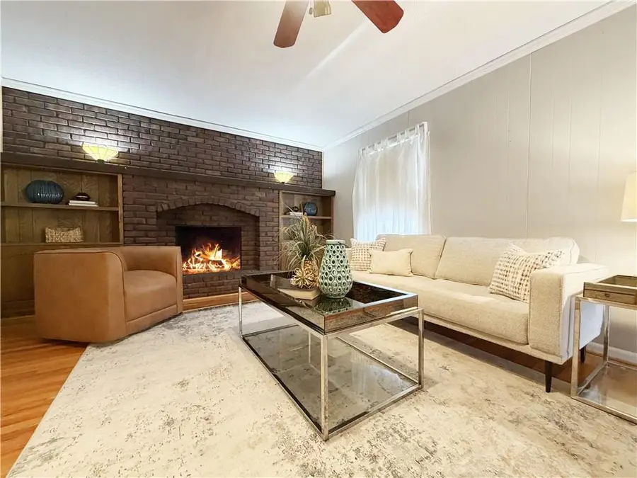 103 NW Golfview Drive, Blue Springs, MO 64014 - Image #2