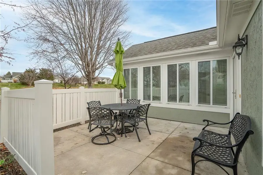 7132 Hedge Lane Terrace, Shawnee, KS 66227 - Image #3