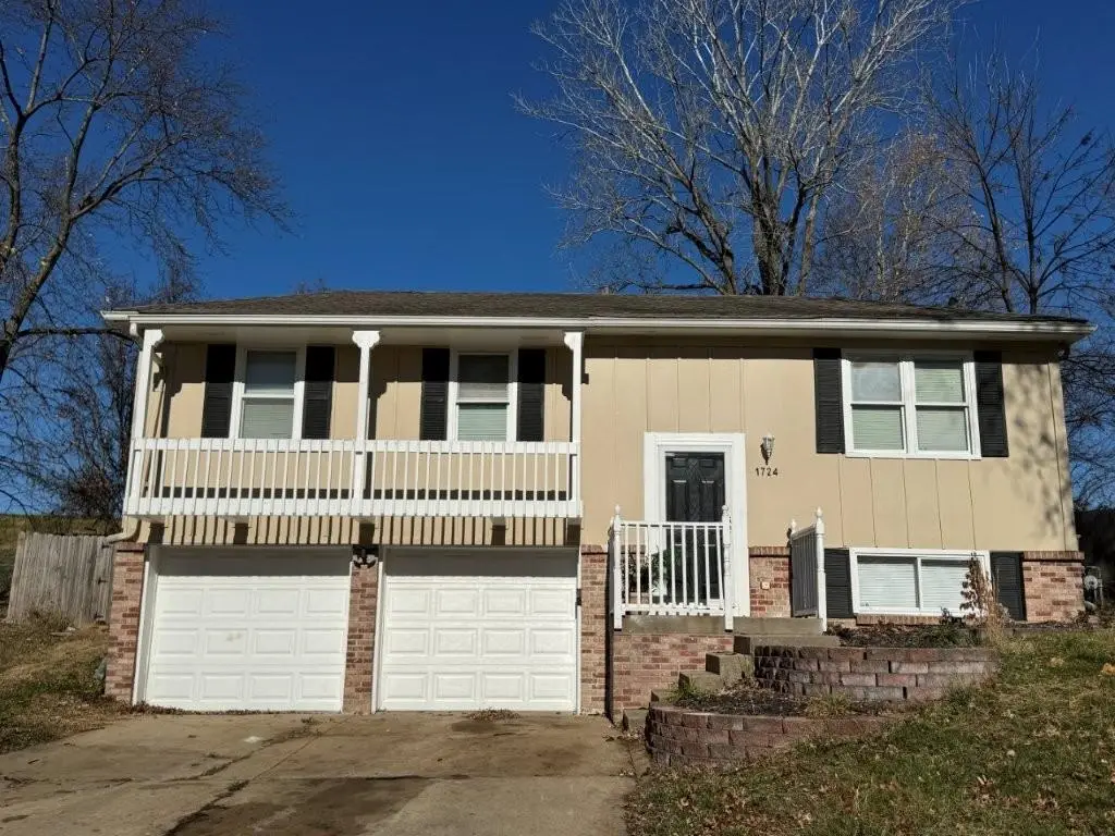 1724 N Hanover Avenue, Independence, MO 64056 - Image #1