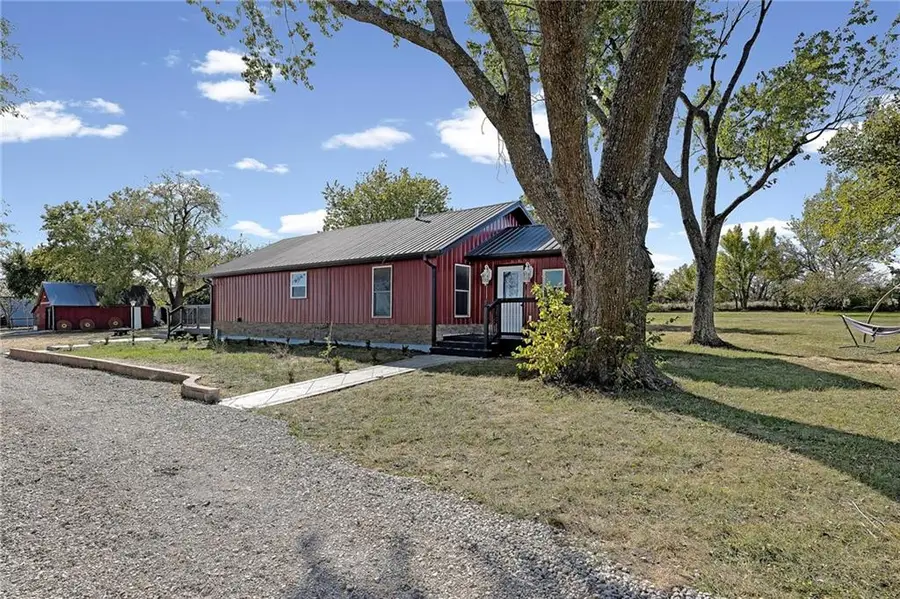 22244 NW 1400th Road, Garnett, KS 66032 - Image #2