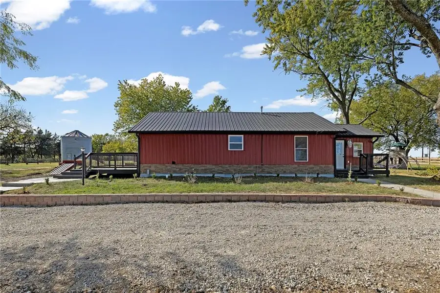 22244 NW 1400th Road, Garnett, KS 66032 - Image #3