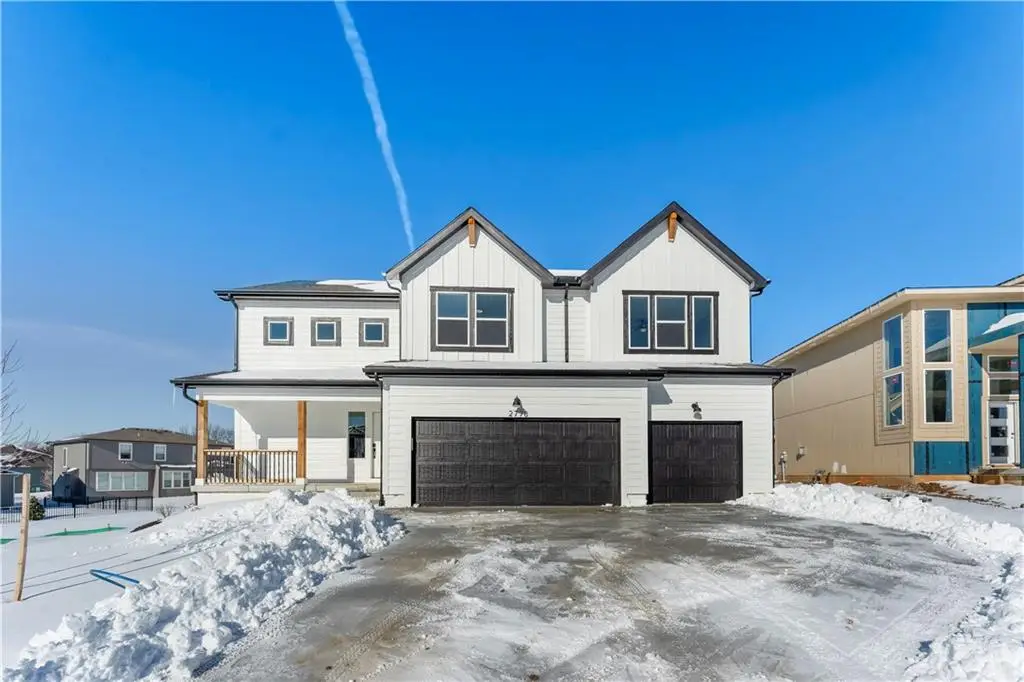 11016 N Glenwood Avenue, Kansas City, MO 64157 - Image #1