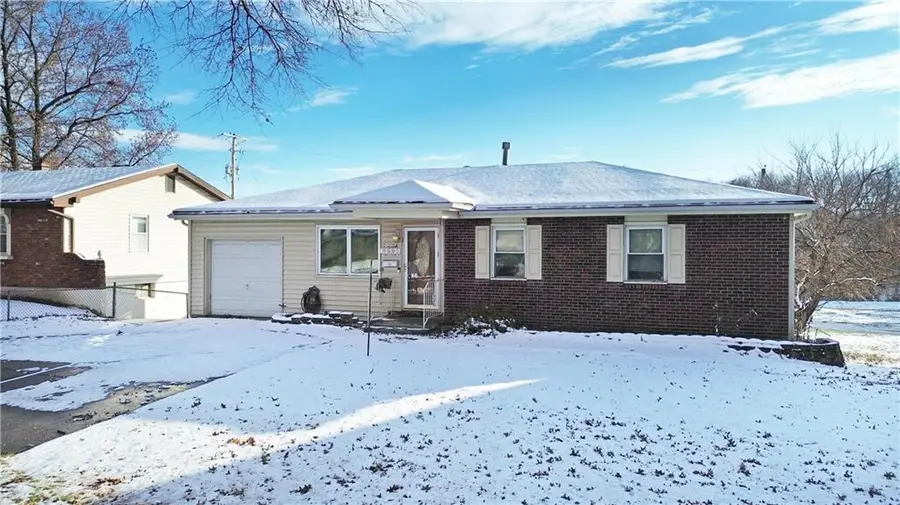 8501 NE 56th Street, Kansas City, MO 64119 - Image #2