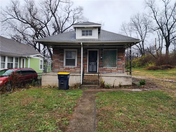 3023 Cleveland Avenue, Kansas City, MO 64128