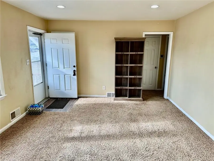 4720 NE 47th Street, Kansas City, MO 64117 - Image #2