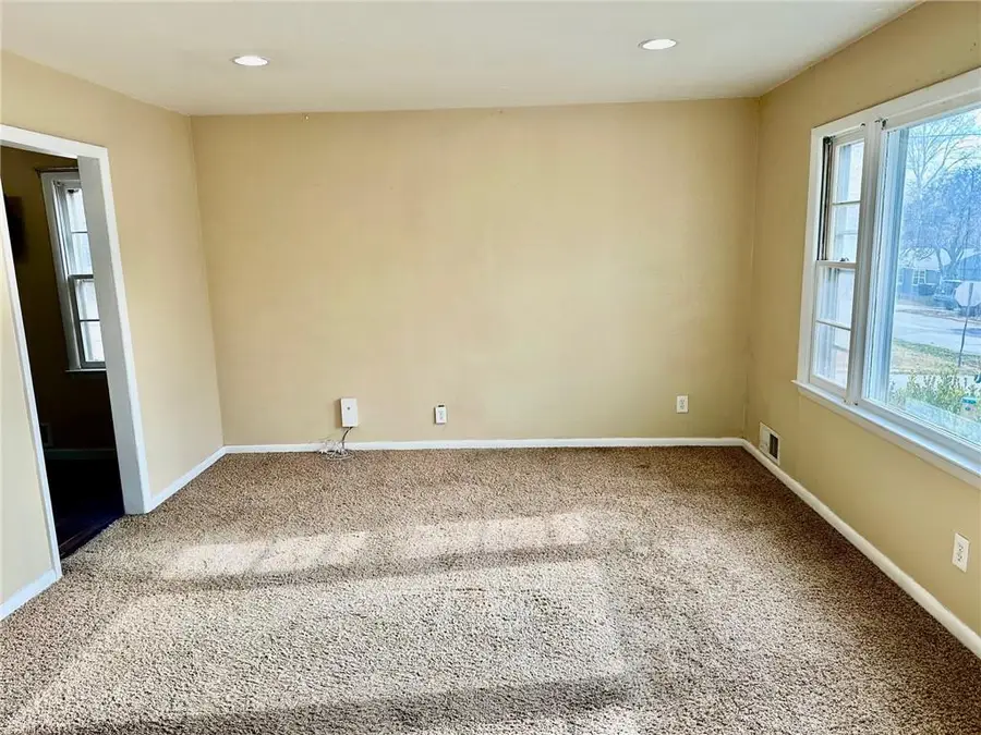 4720 NE 47th Street, Kansas City, MO 64117 - Image #3