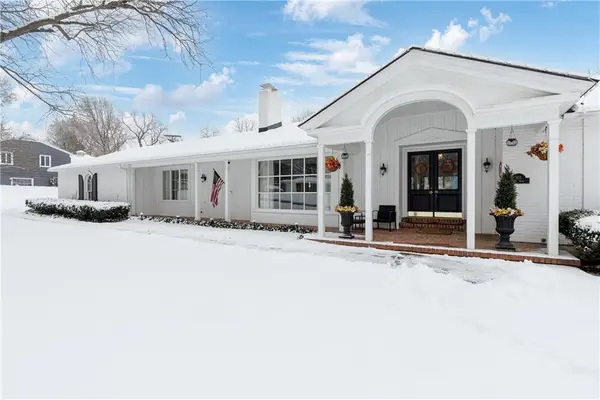 801 E Red Road, Independence, MO 64055