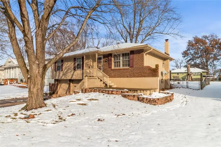 115 Baker Street, Buckner, MO 64016 - Image #2