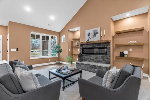 920 N 14th Street, Leavenworth, KS 66048