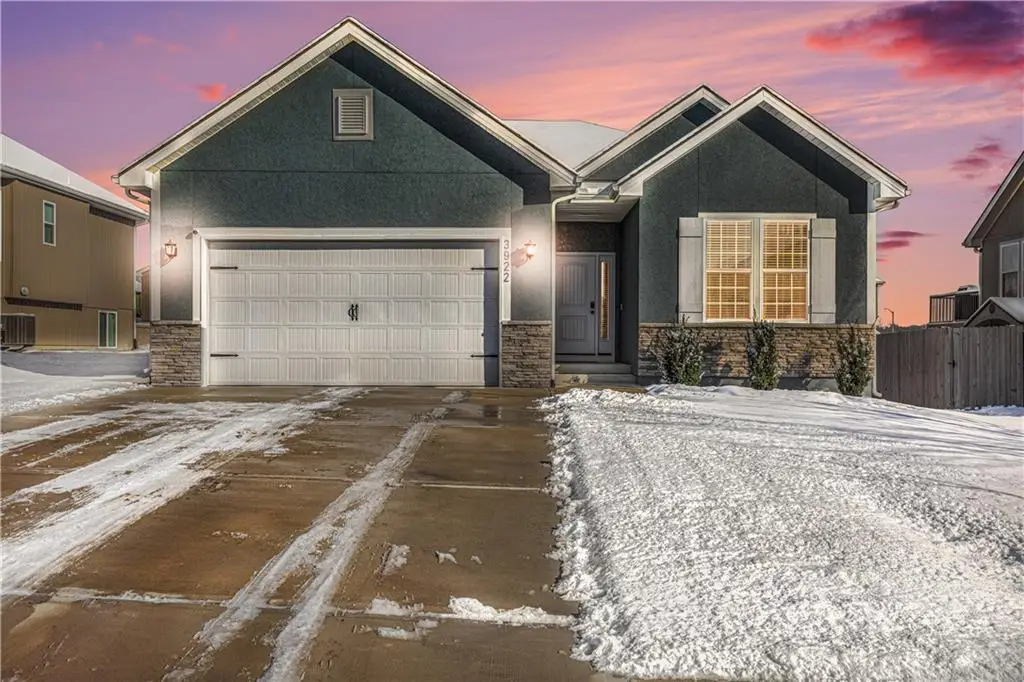 3922 NW 96th Street, Kansas City, MO 64154 - Image #1