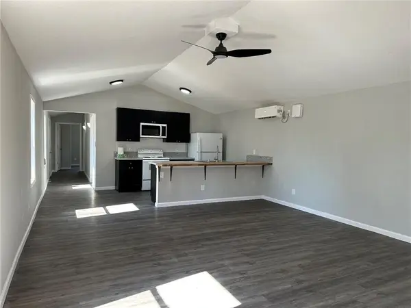 1822 S Hawthorne Avenue, Independence, MO 64052