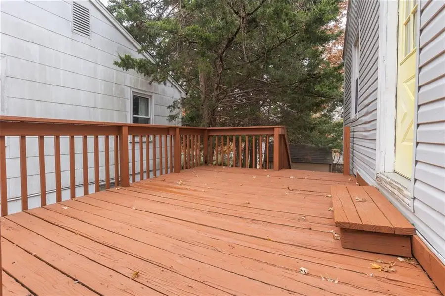 3916 N Spruce Avenue, Kansas City, MO 64117 - Image #3