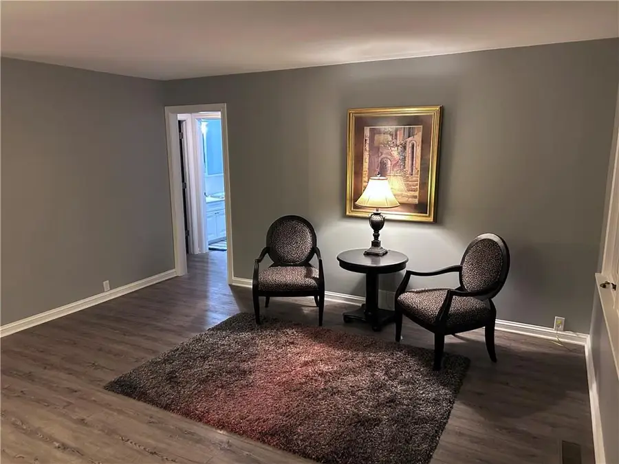 472 W 104 Street #B, Kansas City, MO 64114 - Image #3