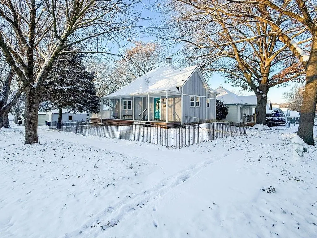 2924 Felix Street, Saint Joseph, MO 64501 - Image #1