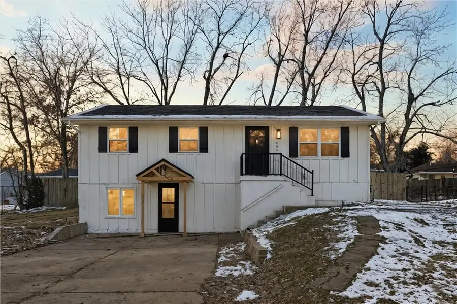605 NE 3rd Street, Blue Springs, MO 64014 - Image #2