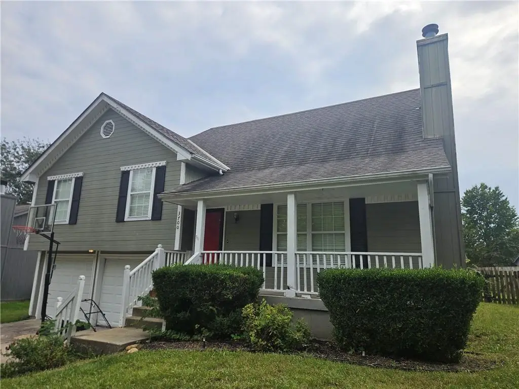 3700 N Hidden Pointe Drive, Blue Springs, MO 64015 - Image #1