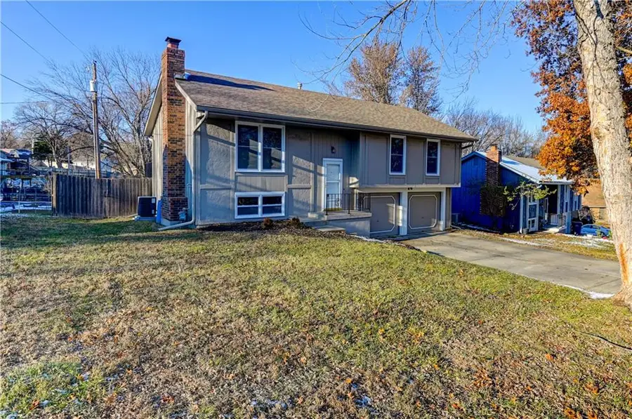 74 Beauregarde Circle, Liberty, MO 64068 - Image #2