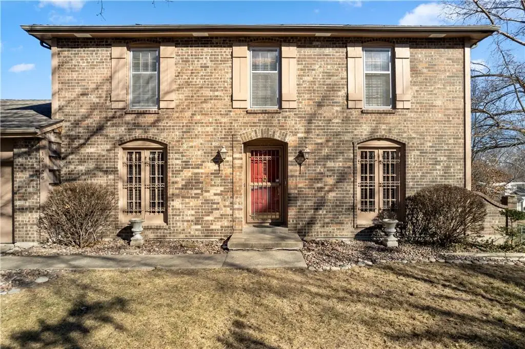 12126 Jefferson Court, Kansas City, MO 64145 - Image #1