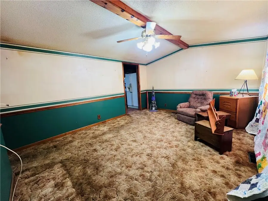 318 N Cochise Drive, Independence, MO 64056 - Image #2