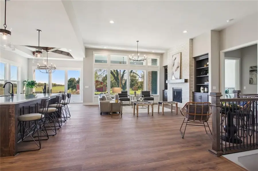 17156 S Laurelwood Street, Olathe, KS 66062 - Image #3