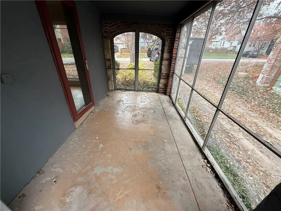 7336 Grand Avenue, Kansas City, MO 64114 - Image #3