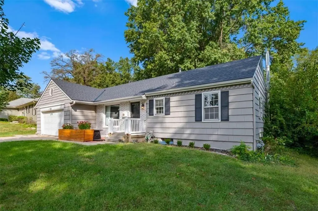 8110 W 92nd Street, Overland Park, KS 66212 - Image #1