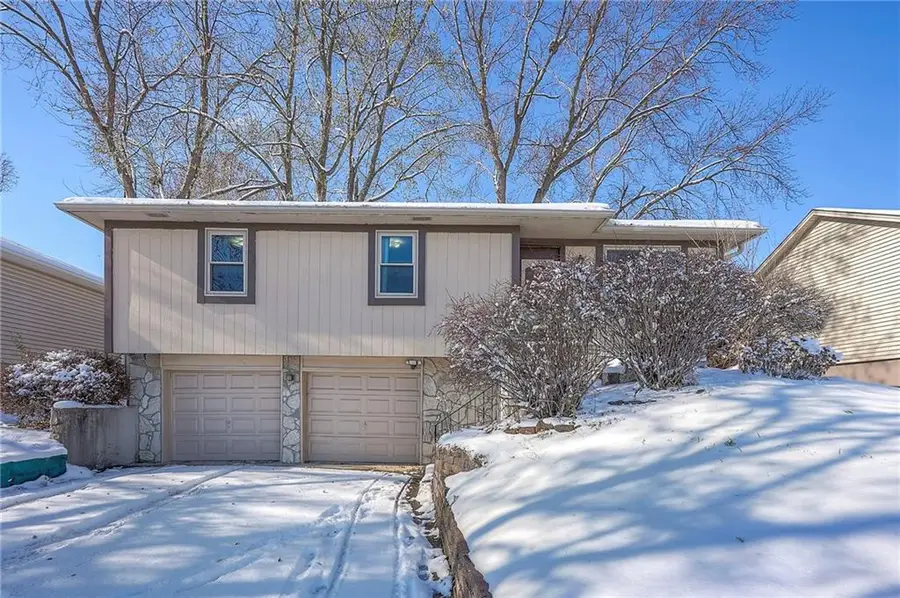 706 S 9th Street, Edwardsville, KS 66111 - Image #2