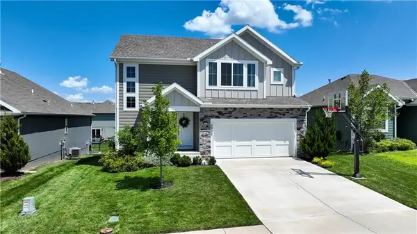 8908 SW 9th Street, Blue Springs, MO 64064