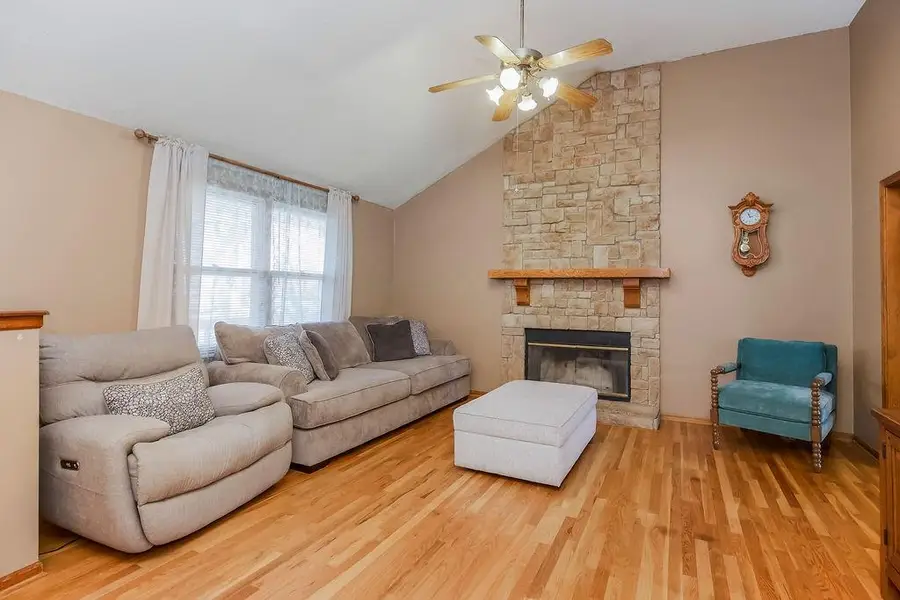 1924 NW 62nd Terrace, Kansas City, MO 64151 - Image #3