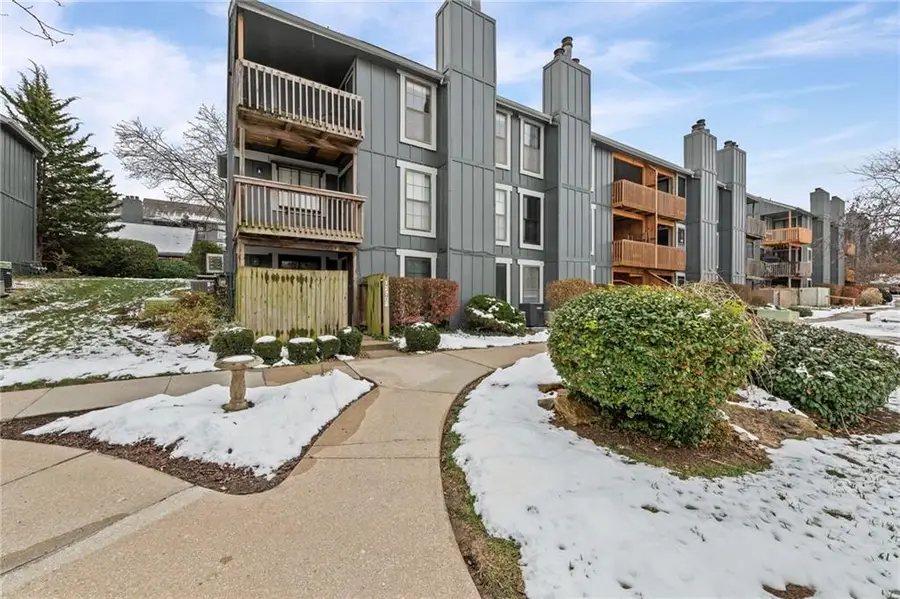 12708 W 110th Terrace, Overland Park, KS 66210 - Image #2