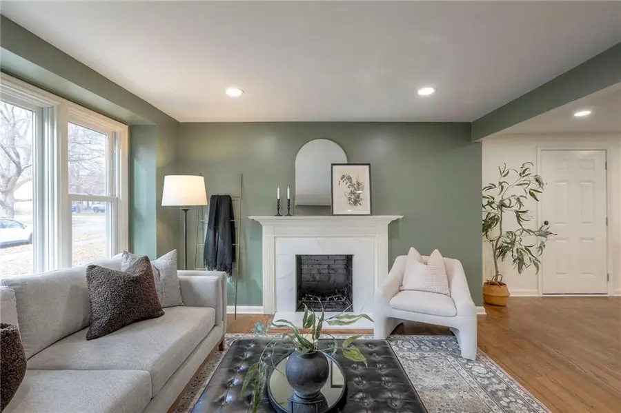 7307 Rosewood Drive, Prairie Village, KS 66208 - Image #2